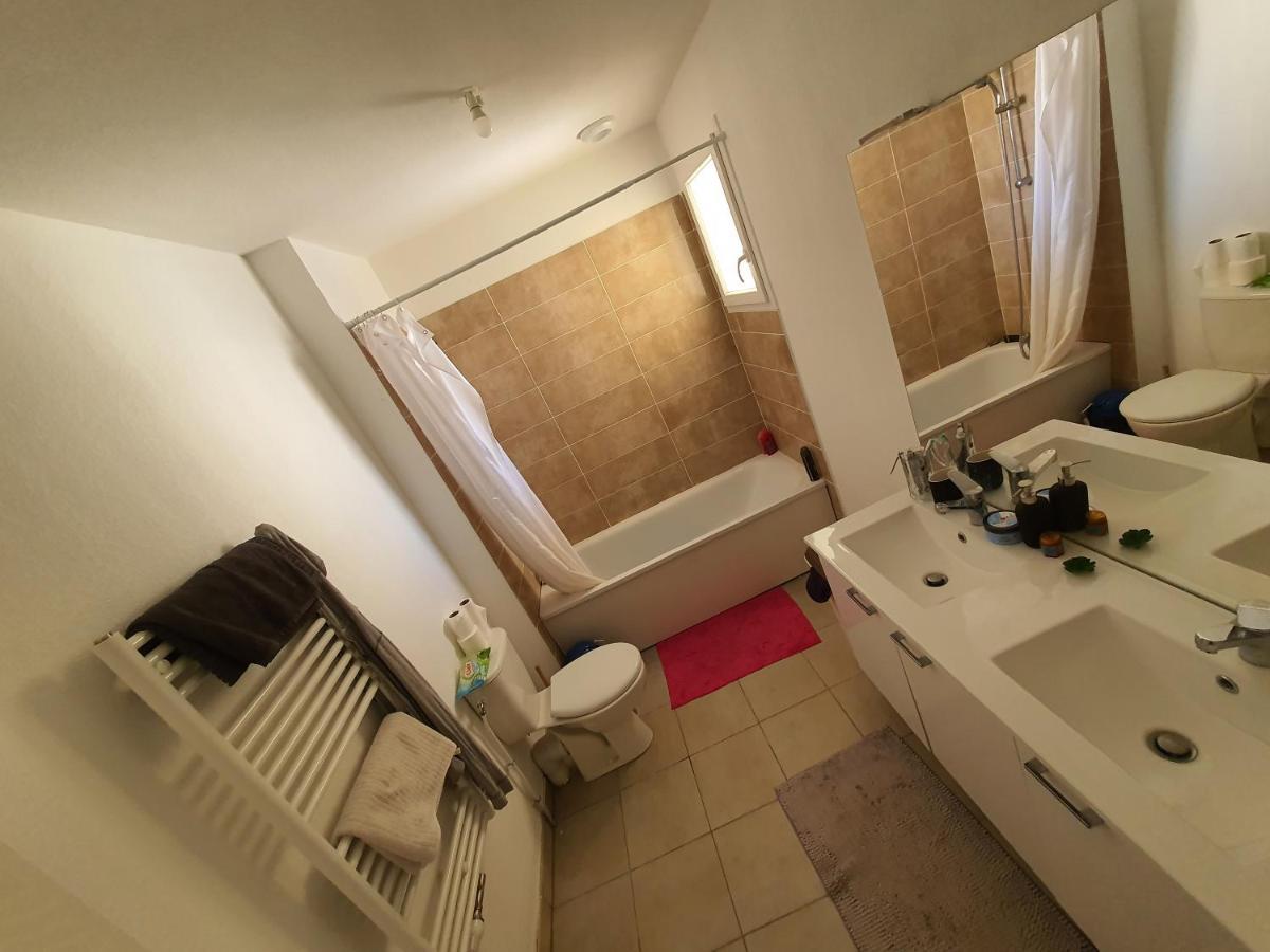 Chambre 11M2 Dans Maison Toute Equipee Tresses Εξωτερικό φωτογραφία